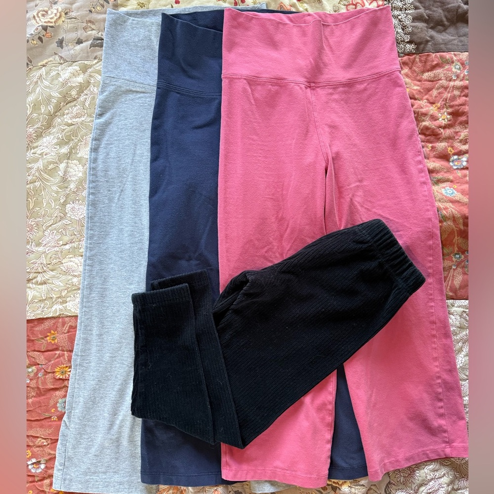 Lot of girls Hanna Andersson size 110 or 5 or 5T yoga pants and ribbed leggings